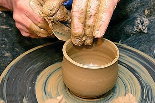 Keramikárka teta Ľudka nám ukázala, ako vzniká šálka